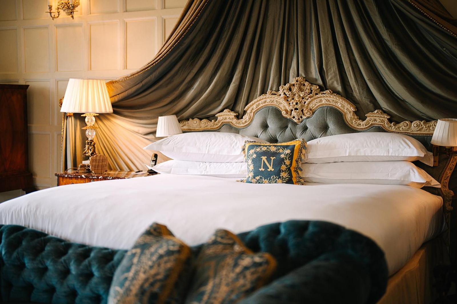 Cliveden House - An Iconic Luxury Hotel Maidenhead Exterior photo