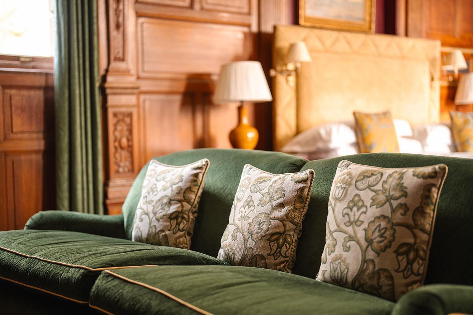 Cliveden House - An Iconic Luxury Hotel Maidenhead Exterior photo