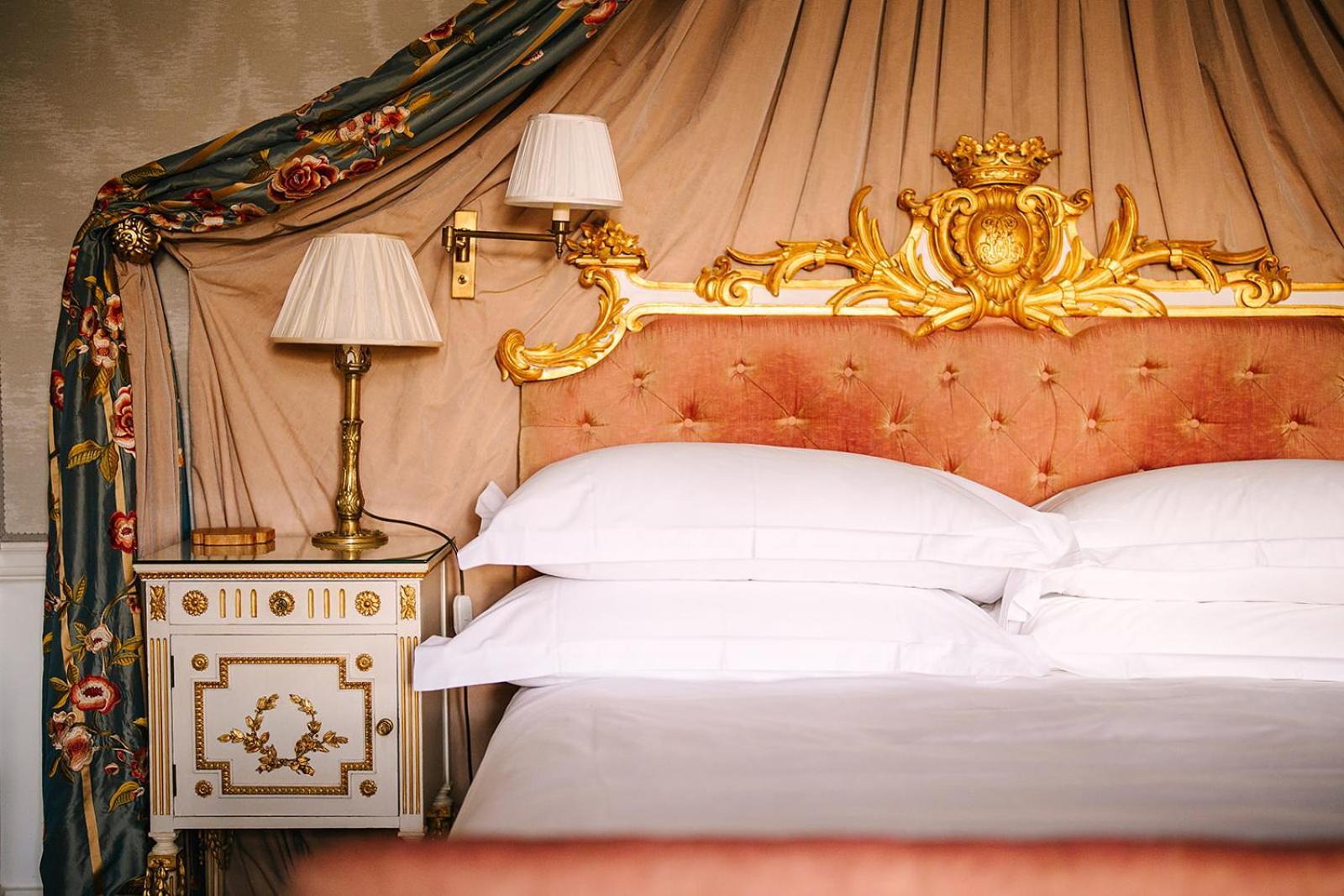 Cliveden House - An Iconic Luxury Hotel Maidenhead Exterior photo